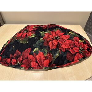 Sweet Pea Linens Quilted Poinsettia Wedge Placemats Set of 8 Christmas USA Made